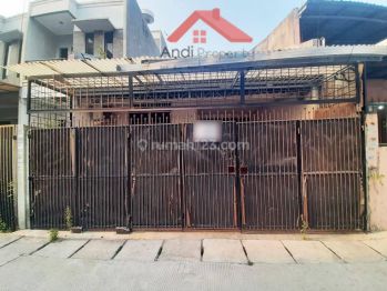 Rumah strategis lingkungan nyaman di Duri Kepa(DK228)