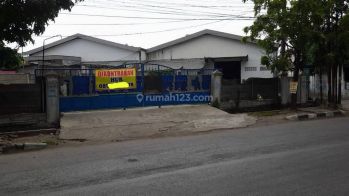 Sewa gudang di pinggir jalan raya tengah kota Semarang