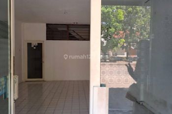 Ruko bagus 2 lt , harga murah siap pakai di Hybrida Raya, Kelapa Gading Jakarta