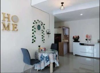 Dijual Rumah Cantik, Posisi di Hook, Depan Taman di Pusat Kota Mataram