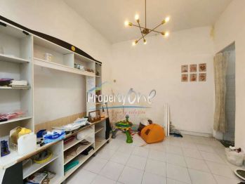 Rumah Mezzanine dalam Cluster di Serpong Garden dekat St KA Cisauk