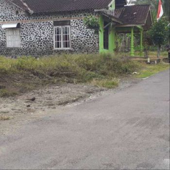 Pekarangan bonus IMB akses jalan aspal luas 107m2
