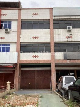 Ruko 3 Lantai Kosong Dijual disewakan Jl Soekarno Hatta