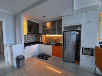 Disewakan Apartemen Ciputra World tower Via 2 bedroom furnished Lt 33
