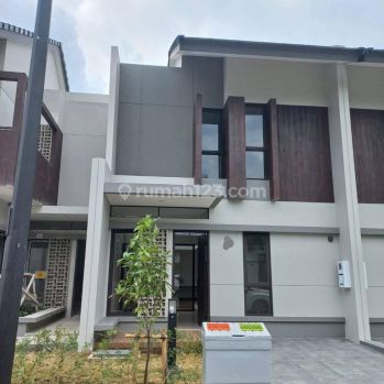 Disewakan Rumah Cantik Mdoern di Summarecon Bandung