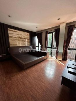 Disewa Rumah Furnish 4 BR Pantai Indah Kapuk