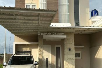 Dijual Rumah Mewah 2 Lantai Utara Balong Waterpark, Kirana Garden