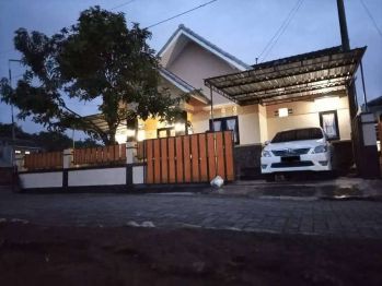 Sell Rumah: Jual Rumah Asri