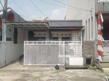 Dijual Rumah Di Kahuripan, Baru Renovasi Siap Huni MM055