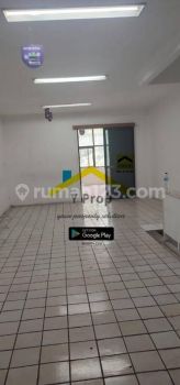 Disewa Ruko di Komp Ketapang Indah, 4.5 Lantai, Hadap Jalan Raya, Jakarta Barat