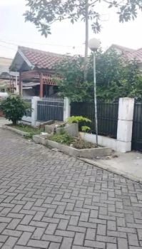 Dijual 1 unit Rumah di karang tengah permai karang tengah