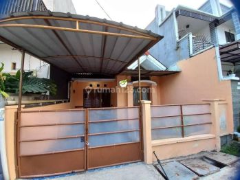 Disewa Rumah di Perumahan Duta Bumi Bekasi ,medan Satria k0440