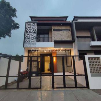 Rumah Unfurnished Modern Dekat Dengan Pintu Tol Di Bintaro