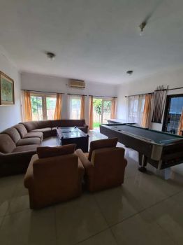 Disewakan rumah furnish di sentul city bulanan
