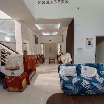 Dijual Rumah Mewah 2 Lantai di Swadharma Ulujami