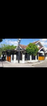 Rumah di kontrakkan untuk usaha