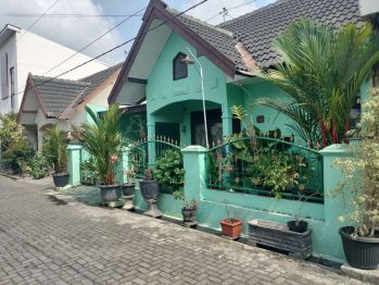 Rumah Area Strategis Jalan Tajem dkt stadion Maguwoharjo dan Budimulia