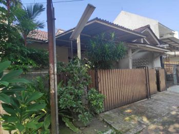 Dijual Rumah Asri Siap Nego 10 Menit ke Gerbang Tol Pamulang J-17038