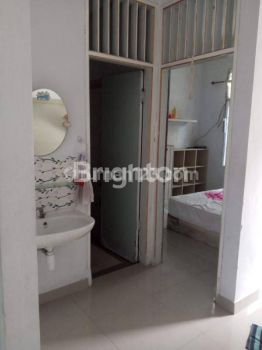 rumah 2 lantai villa melatimas