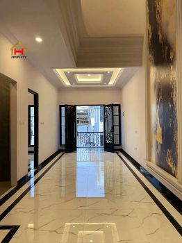 Rumah Mewah Dalam Cluster Jagakarsa