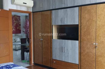 Disewakan Cepat Apartemen 2 Kamar Furnished View Kolam Renang
