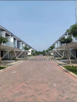 DISEWAKAN RUMAH RIVIERA AT PURI UK8X15, KOSONGAN, SIAP HUNI