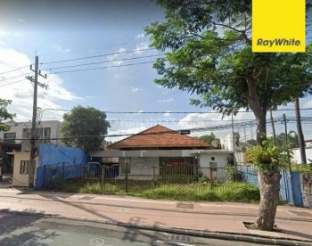 Disewakan Rumah Strategis di Nol Jalan Raya Gubeng Surabaya