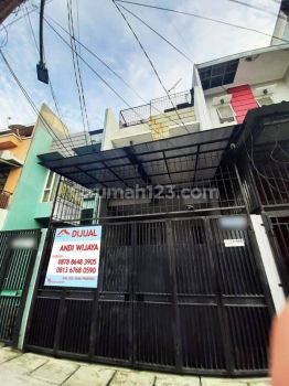 Rumah Bagus Anti Rayap Bebas Banjir Di Duri Kepa(DK119)