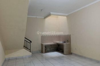 Ruko dijual dua lantai Boulevard utama perumahan