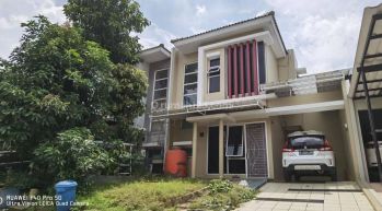 Rumah Bagus 2 Lantai siap huni di Cluster Serenade hadap Timur