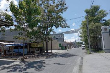 Gudang strategis siap pakai sudah pagar tembok keliling tinggi di kawasan jaten