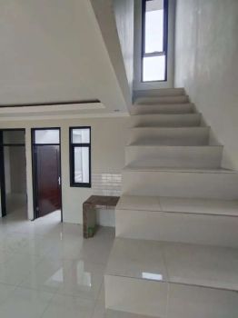 Rumah 2 Lantai Murah Strategis