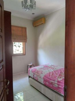 Jual Cepat Rumah Mewah 3Lantai Siap Huni Di Puspita Loka Bsd City