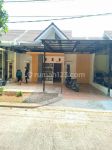 thumbnail-rumah-lega-depan-taman-dan-nyaman-di-mutiara-gading-city-bekasi-3