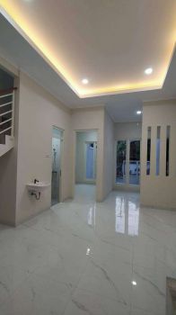 Dijual Rumah 100% Gress 2Lt Manyar Tirtoasri