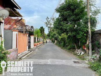 Tanah Bonus Bangunan di JL Kenari Baciro Pusat Kota Dekat Balai Kota