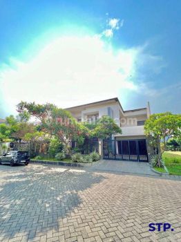 Dijual Rumah Mewah 2 Lantai Pakuwon City Diluar Cluster Surabaya