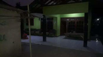 Jual tanah plus bangunan total 252M