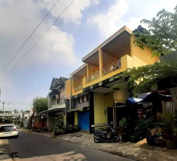 Jual ruko 2 lantai lokasi banyuanyar solo luas 139m hrg 1,2Myd nego