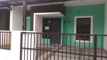 Rumah disewakan Taman Kopo Katapang