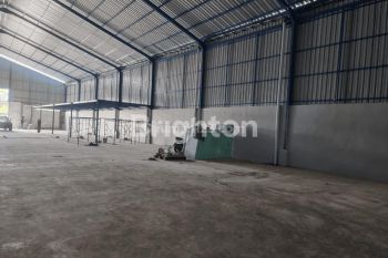 GUDANG MURAH RAYA BRINGKANG MENGANTI GRESIK NOL JALAN