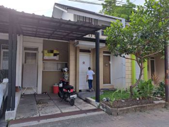 di jual butuh cepat rumah dalam cluster di pinus regency