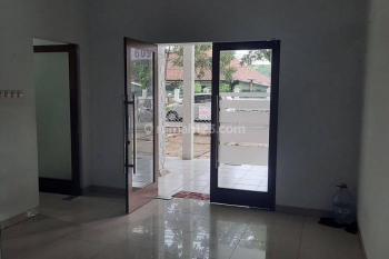 Ruang usaha mainroad Gatsu cocok utk klinik kecantikan/salon/dokter