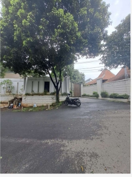 Rumah jalan Ampera II Cilandak ragunan jakarta selatan