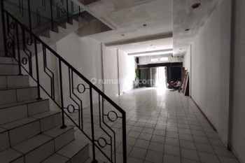 Ruko Strategis 3 Lantai di Sayap Sukajadi Bandung