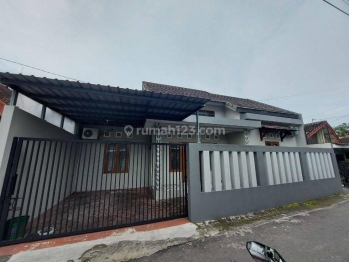 Rumah Cantik Tengah  Kota