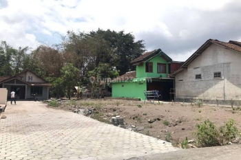 Timur Kampus Uii Jakal, Kavling SHM Siap Ajb