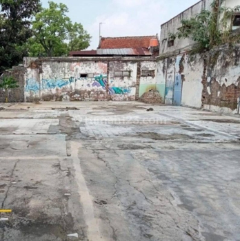 Tanah Kosong Hoek di Jalan Ahmad Dahlan Burangrang Bandung