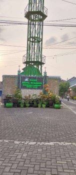 dijual rumah baru dekat jalan raya dalam perumahan