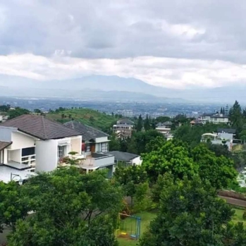 Sewa villa dago resort. Private swimming pool